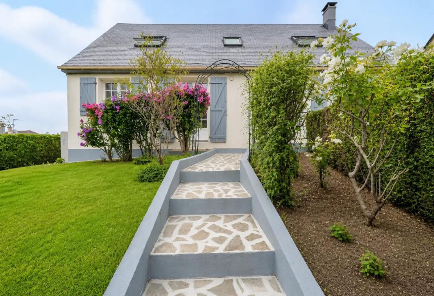 Maison de 6 pièces de 130 m² au Val d'Hazey — photo 1