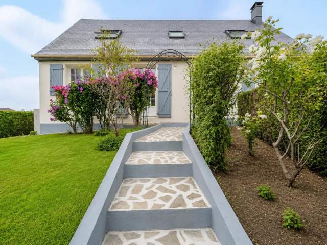 Maison de 6 pièces de 130 m² au Val d'Hazey — photo du bien