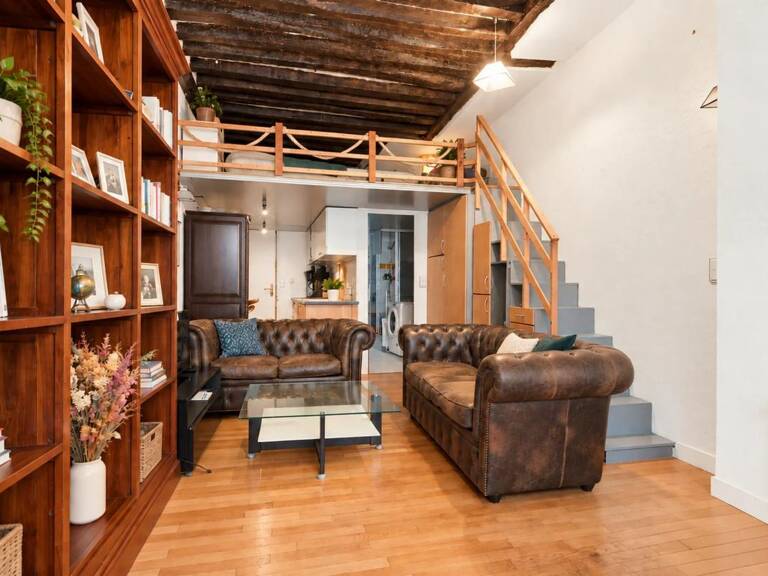 Appartement avec mezzanine au cœur de Paris — photo 1