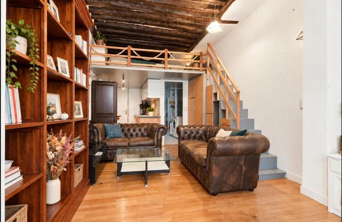 Appartement avec mezzanine au cœur de Paris — photo 5