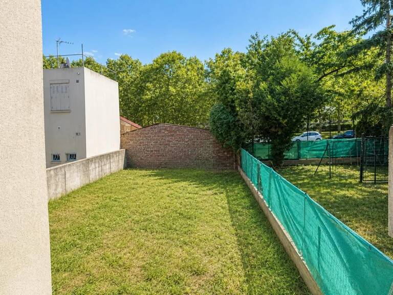 Immeuble de 4 appartements - 165 m² à Saint-Denis — photo 1