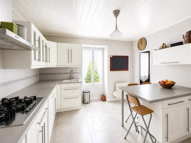 Maison de 6 pièces de 196 m² à Aubepierre-Ozouer-le-Repos — photo du bien