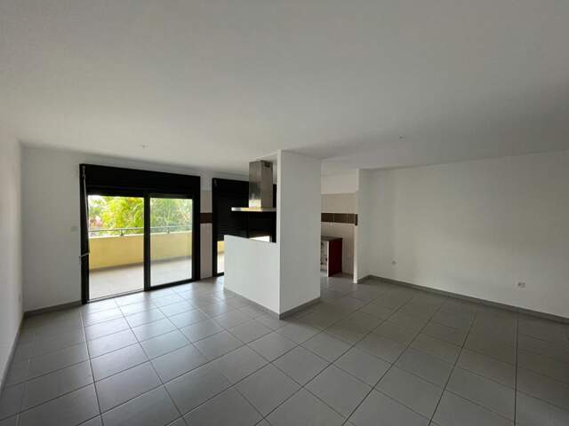 Appartement T3 - Ste Clotilde - La Bretagne — photo du bien