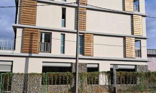 Commerce  99 m² à louer à Le Port (97420)