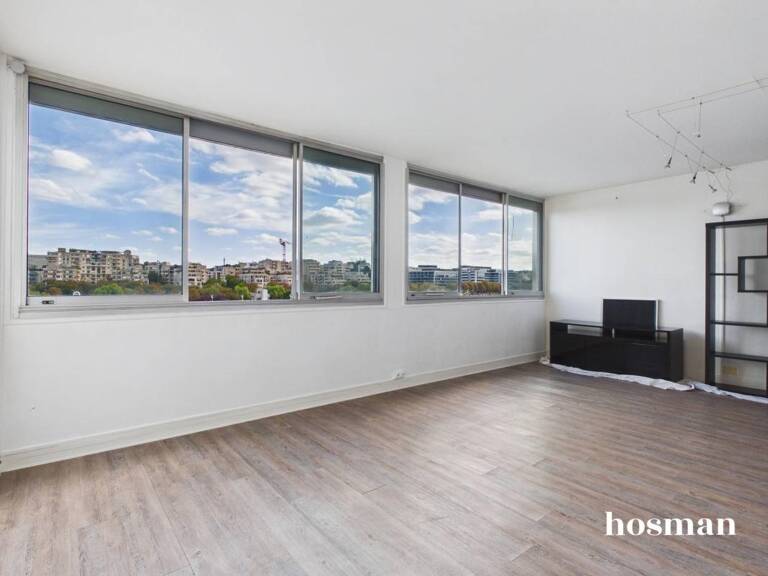 Studio 35 m² - Quai Du Maréchal Joffre, Courbevoie - Étage élevé avec ascenseur — photo 1