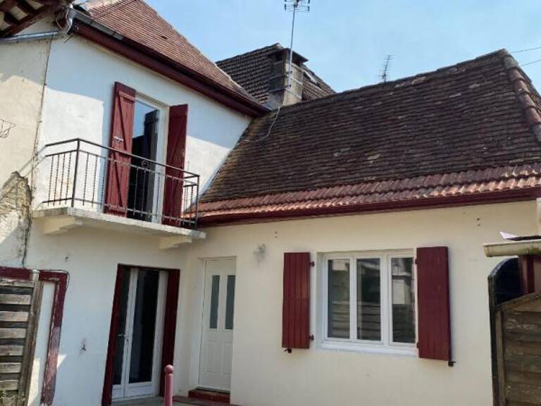 Maison T4--Garage-Atelier-Jardinet centre ville de Salies-de-Béarn — photo 1