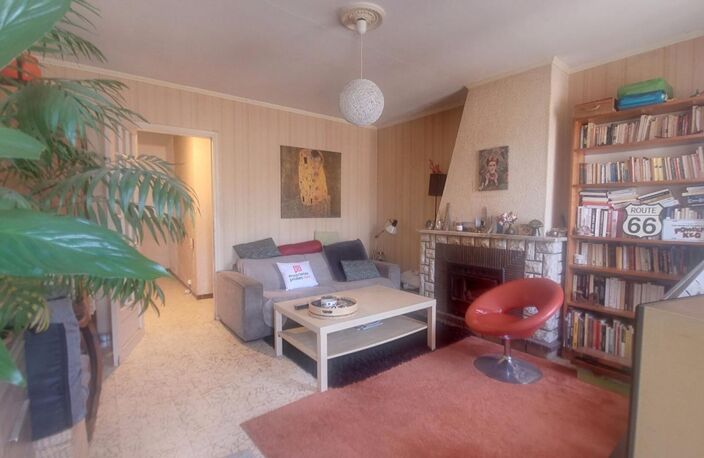 31540 MONTÉGUT-LAURAGAIS- Maison de village en pierre avec garage et jardin — photo 5