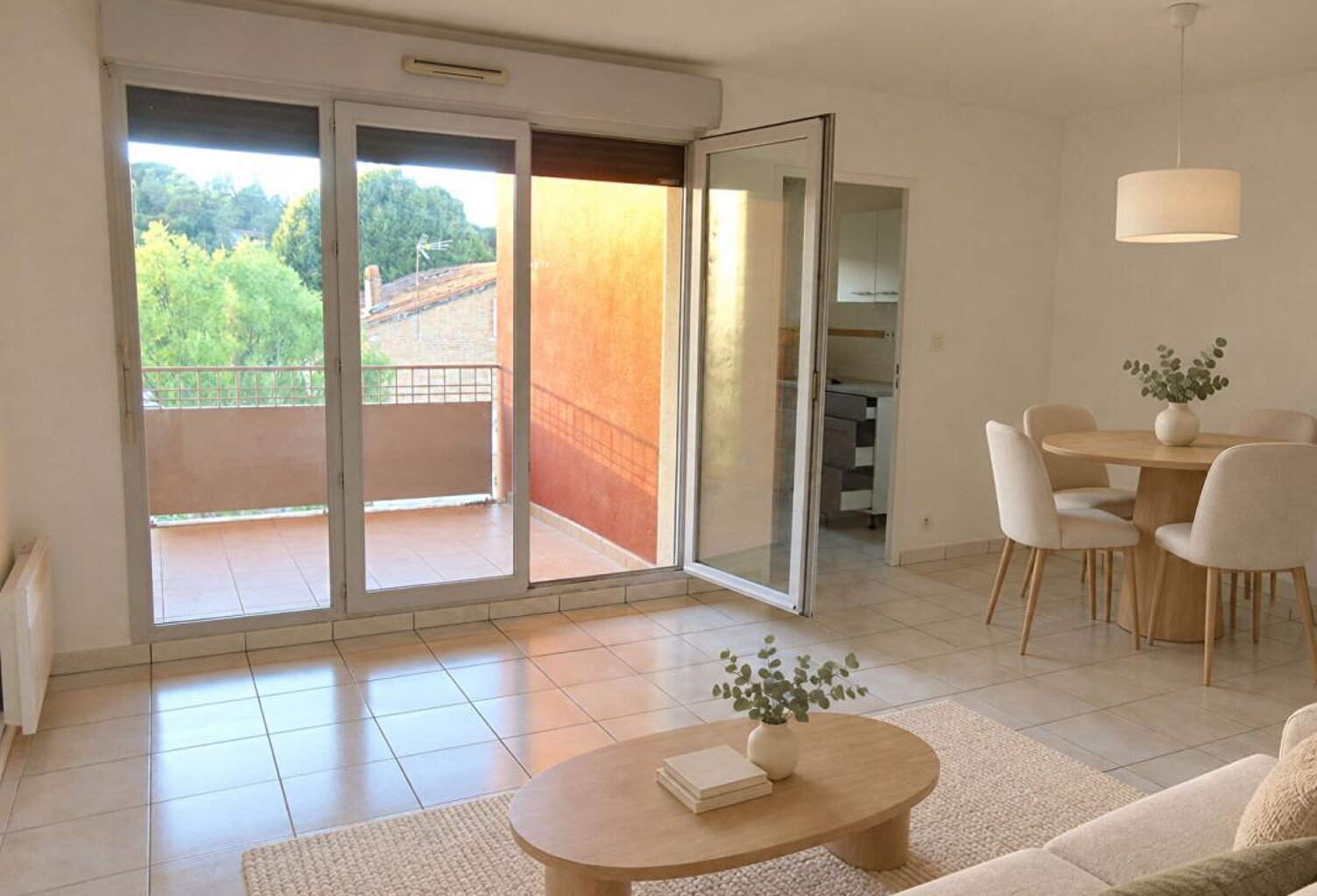 Appartement T3 à Pompertuzat - 59 m² avec terrasse et 2 parkings — photo 1
