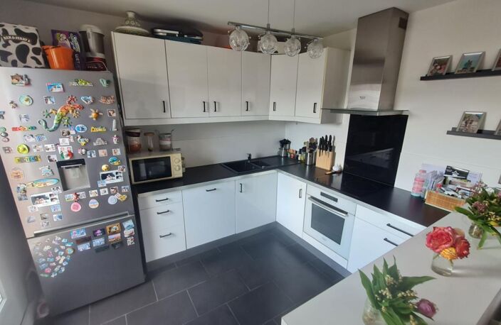 Appartement F3 2 chambres en duplex avec terrasse — photo 3