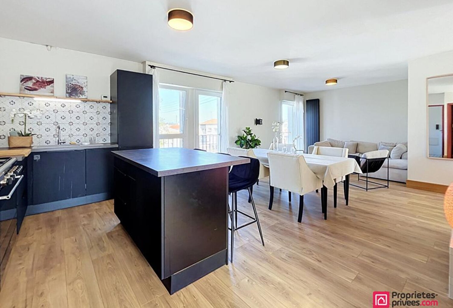 La Rochelle - Mireuil Résidentiel - Appartement de 72m² rénovés, 2 chambres — photo 1