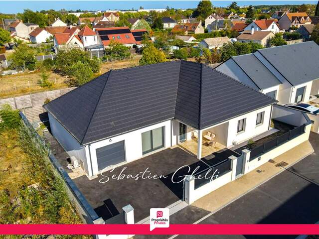 maison de plainpied-4 chambres dont 1 suite-cellier-garage-parcelle de 466m² — photo du bien