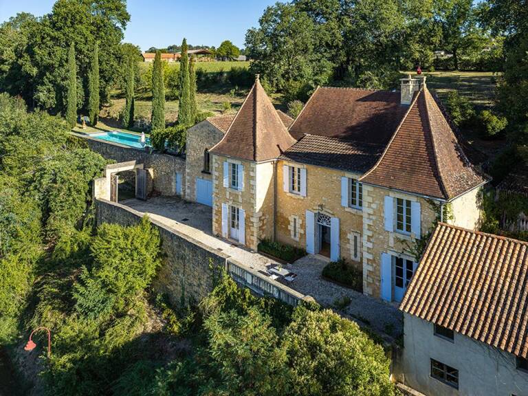 Ancien presbytère d'exception avec piscine et intimité absolue — photo 1