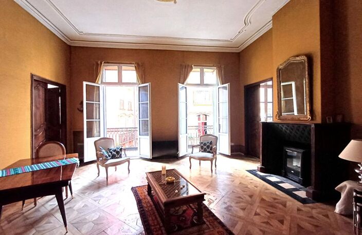 L'élégance et l'authenticité pour cet appartement bourgeois de 137M2 — photo 3