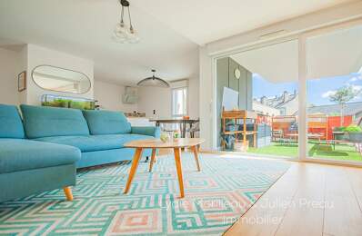 APPARTEMENT T4 LUMINEUX AVEC TERRASSE ET PARKING — photo du bien