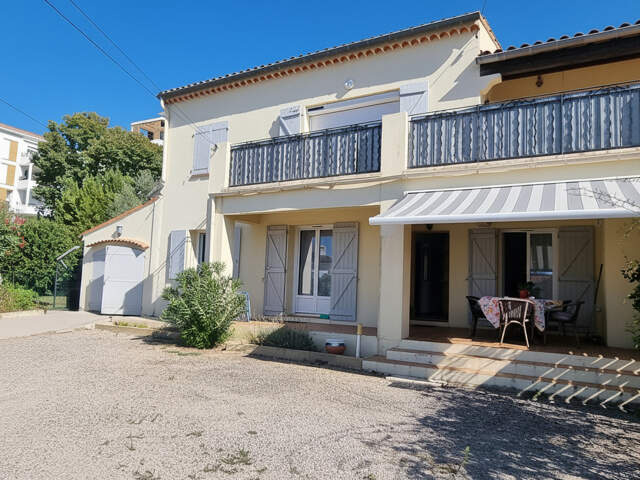 Rez de Villa 3P avec Jardin 420m2 et Garage — photo du bien