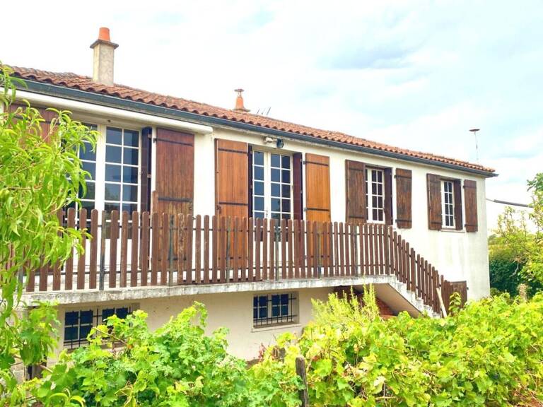 Maison à vendre à Benet (85490) 3 chambres  Grand garage pour camping-car — photo 1