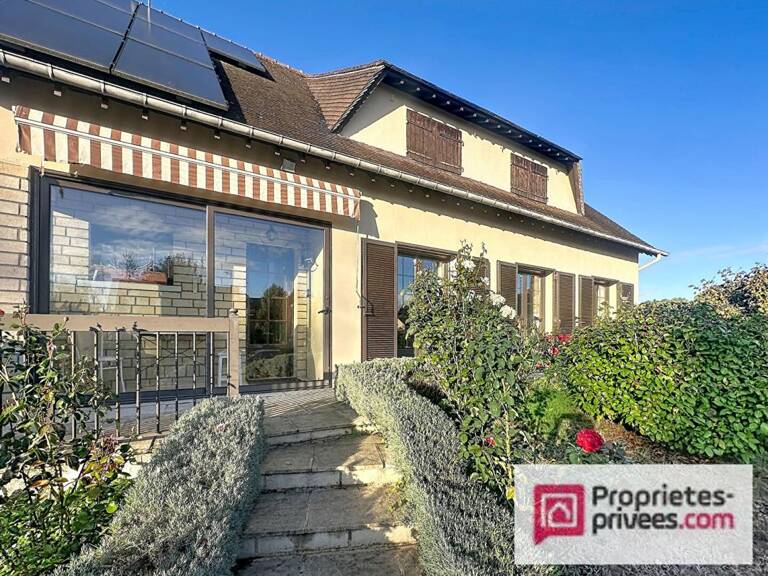 De l'espace et du potentiel pour toute la famille, aux portes de Lisieux -239 000 uros — photo 1
