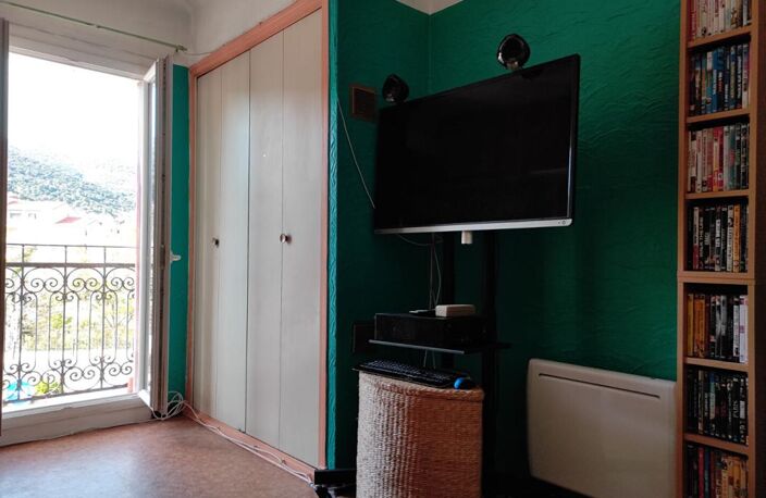 Apt T1 de 22 m2 situé près du centre d'Amelie Les Bains Palalda idéal investisseur  ou 1er achat — photo 2