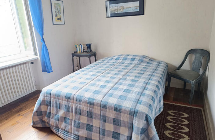 29970 Trégourez maison de bourg charmante avec 3  chambres , pas de vis à vis, joli jardin — photo 3