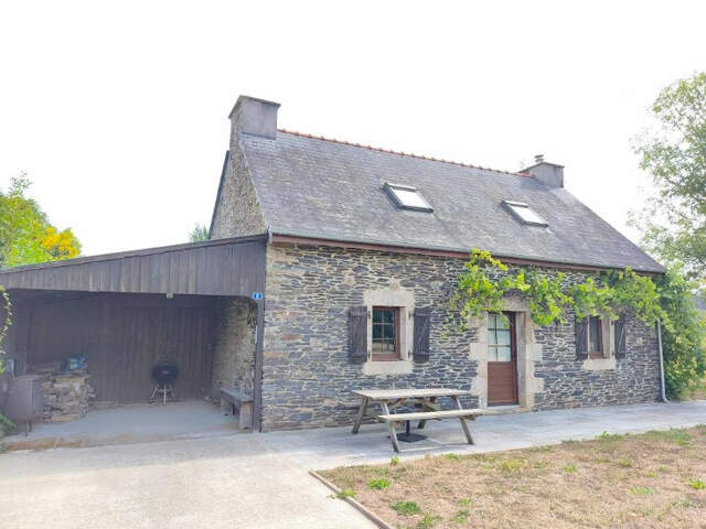 29520 Châteauneuf du Faou Maison habitable au calme 2 chambres — photo du bien