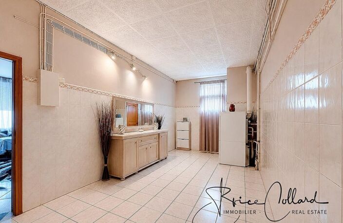 60100 CREIL Maison individuelle + pièces de stockage et garage (projet possible de construction) — photo 2