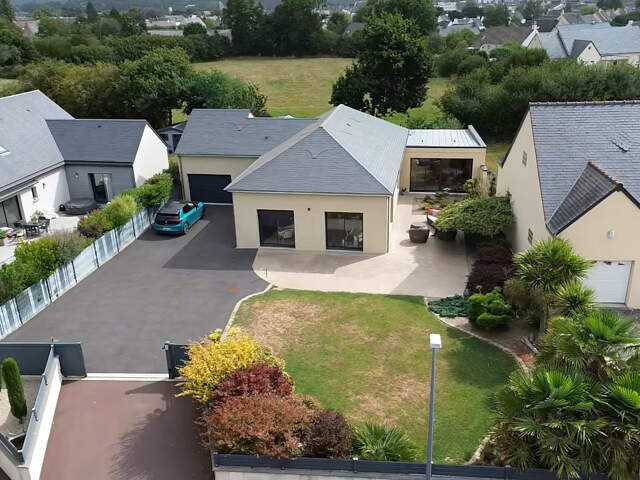 Maison 3 chambres de plains pieds, 5/6 pièces, 135 m2 — photo du bien