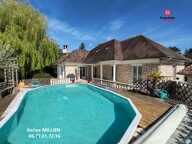 IVRY LA BATAILLE 27540 Maison individuelle avec véranda chauffée - 1 étage - 4 chambres - Double garage - Quart port - Piscine Hors Sol Chauffée - Terrain d'env. 3300 m²  - 450000  HAI — photo 4
