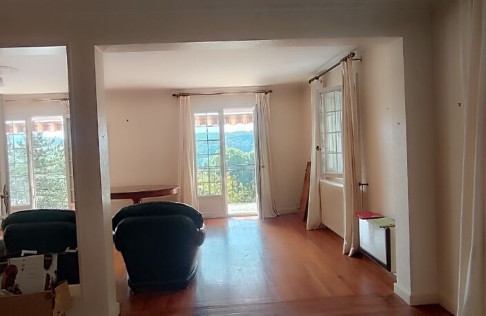 MAISON — photo 5