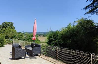 MAISON EN PIERRE DE 127 M² SH, 4 CHAMBRES SUR 1 857M² ENVIRON AVEC VUE DÉGAGÉE ET A 5 MN DU CENTRE VILLE — photo du bien