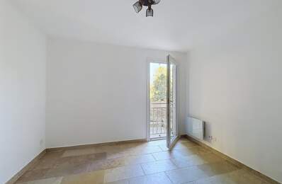 BANDOL  Studio rénové de plus de 17 m² avec parking et grande cave — photo du bien