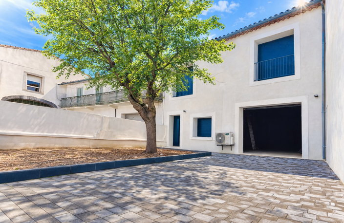 MAISON DE VILLAGE T5 - 116 M2 - TERRASSE - JARDIN - GARAGE — photo 2