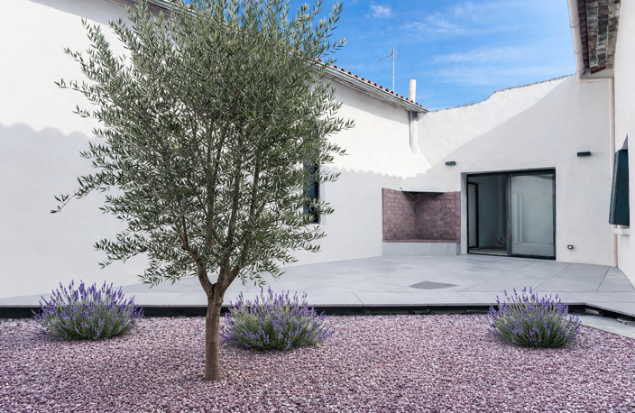 MAISON DE VILLAGE T5 - 116 M2 - TERRASSE - JARDIN - GARAGE — photo 3