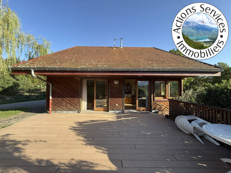 Maison avec vue sur montagnes — photo 1