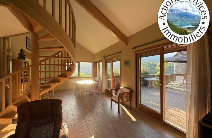 Maison avec vue sur montagnes — photo 2