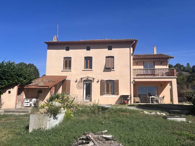 Maison Saint uze — photo du bien