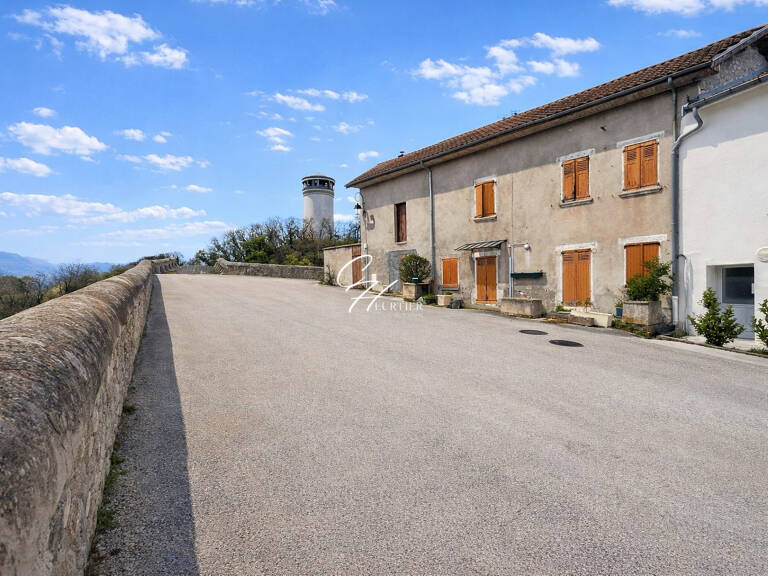 Maison 6 pièces à rénover — photo 1
