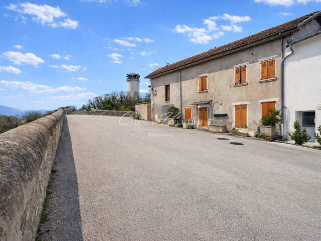 Maison 6 pièces à rénover — photo du bien