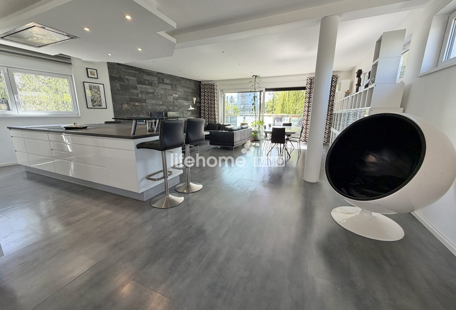 Maison Contemporaine 188m2 - Terrasse - Jardin — photo 1