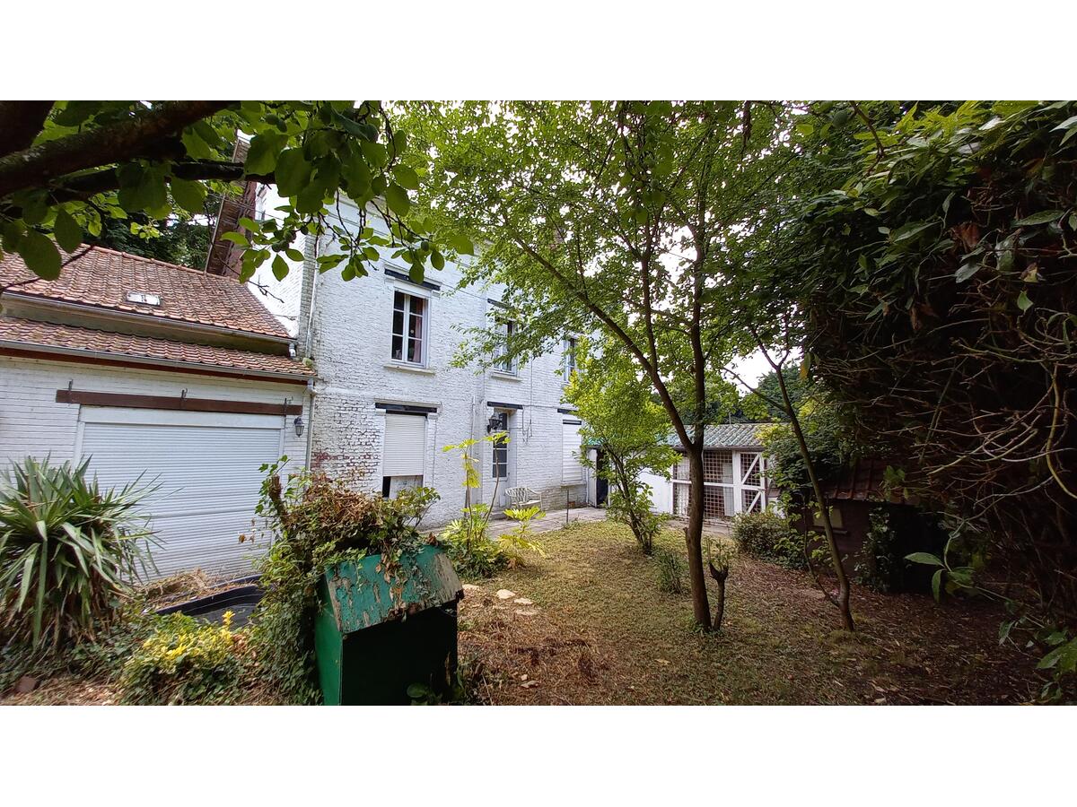  Maison 7 pièces 135 m²