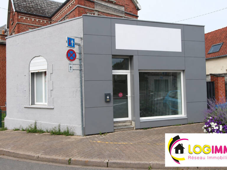 Immobilier Professionnel à louer Solesmes — photo 1