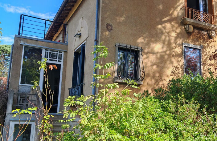 Maison de charme 180 m2 , Terrain arboré de 1 100 m2 ,Studio — photo 5