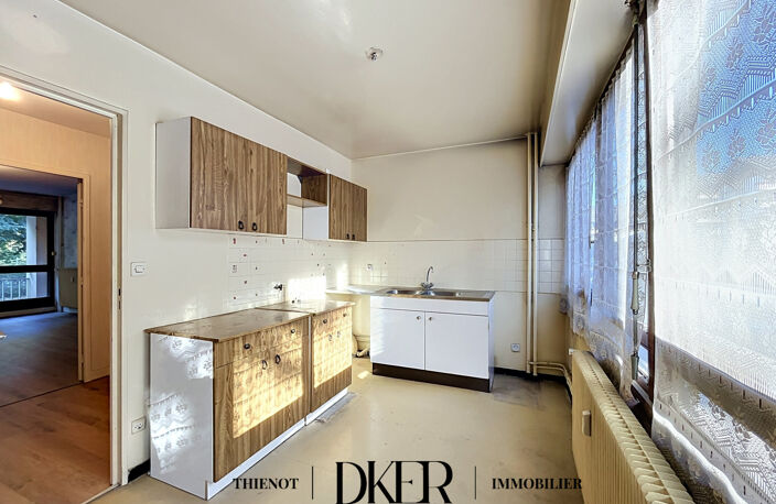 REIMS - SAINT REMI - APPARTEMENT T3 - EXTERIEUR, ASCENSEUR E — photo 4