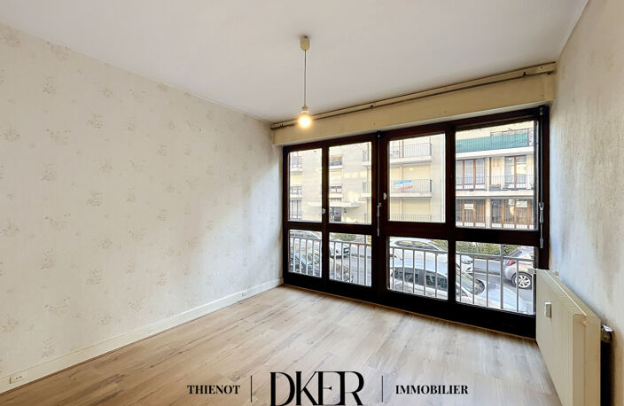 REIMS - SAINT REMI - APPARTEMENT T3 - EXTERIEUR, ASCENSEUR E — photo 5