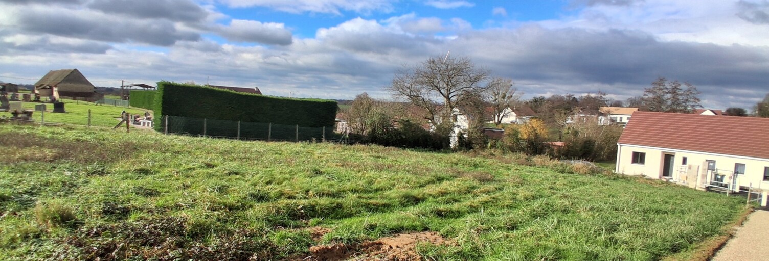 Terrain  801 m² à vendre à L'Abergement-Sainte-Colombe (71370)