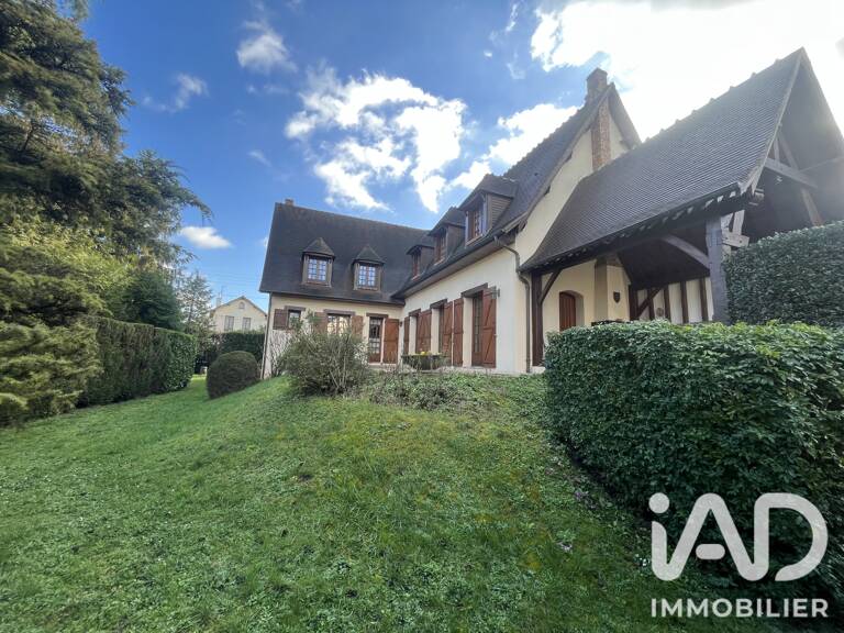 Vente Maison/villa 8 pièces — photo 1