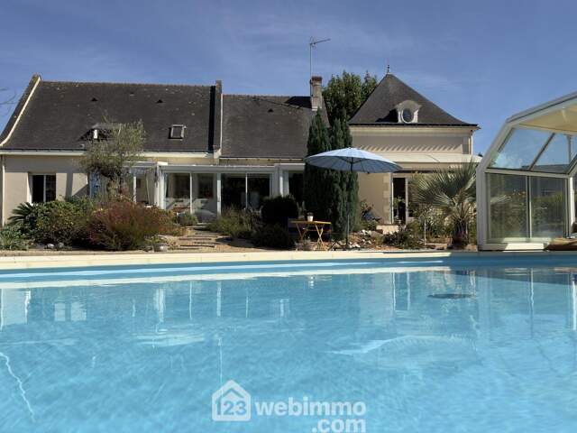 Maison - 250m² - Mazé-Milon — photo du bien