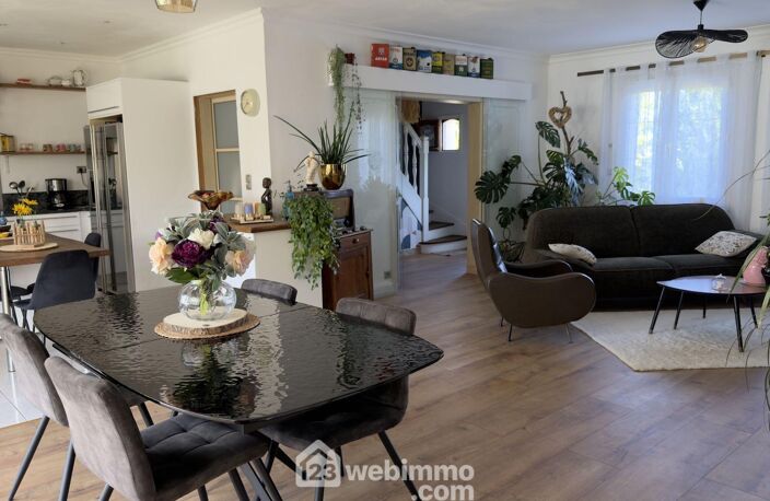 Maison - 250m² - Mazé-Milon — photo 4