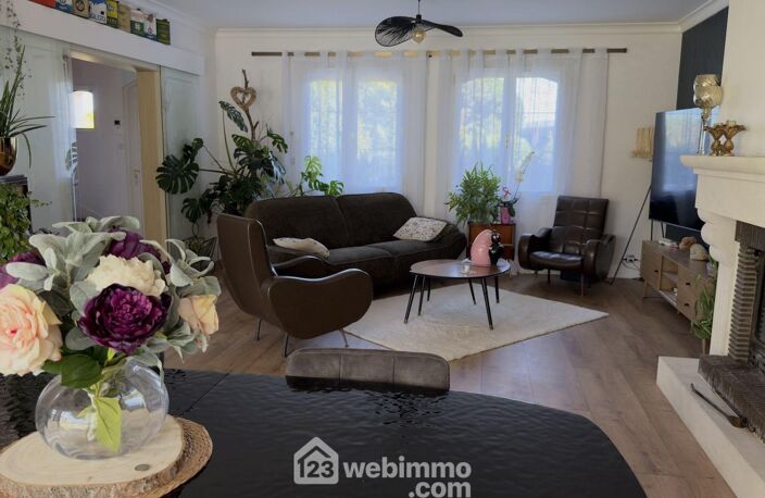 Maison - 250m² - Mazé-Milon — photo 5