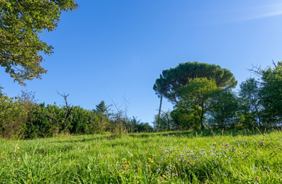 TERRAIN AVEC VUE DEGAGEE, AU CALME, PROCHE DE LYON & ST ETIE — photo du bien