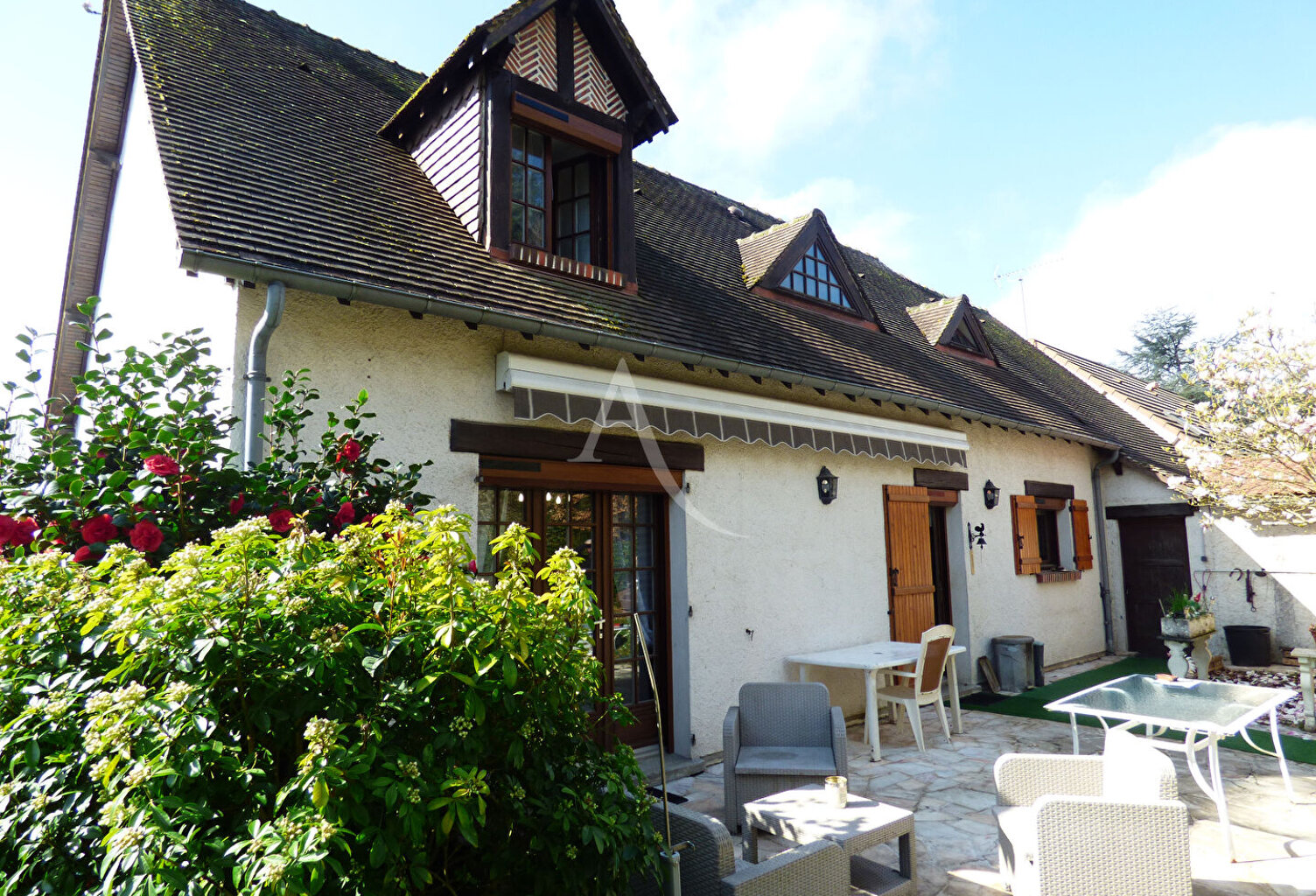 Maison Sandillon 5 pièce(s) 133 m2 — photo 1